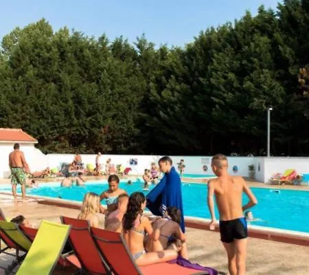 A Supprimer D001 Mobil Home T4 A Louer Avec Terrasse Apartman